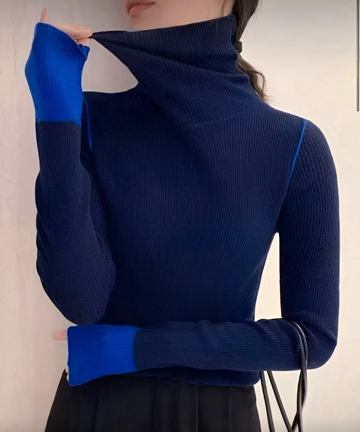 ウールポイント配色タートルネックニット/ ＊公式限定