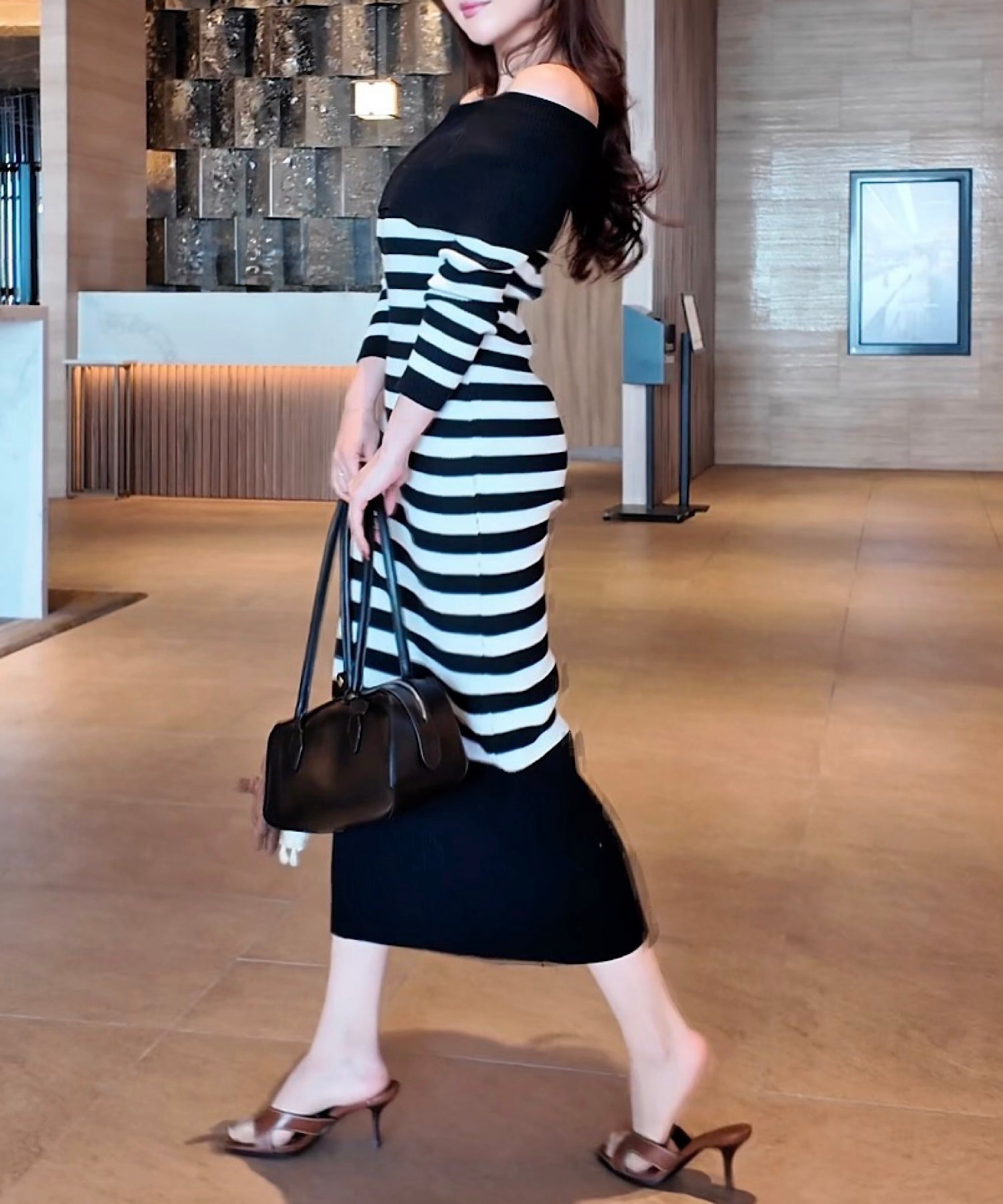 ボーダーオフショルダー ニットワンピース