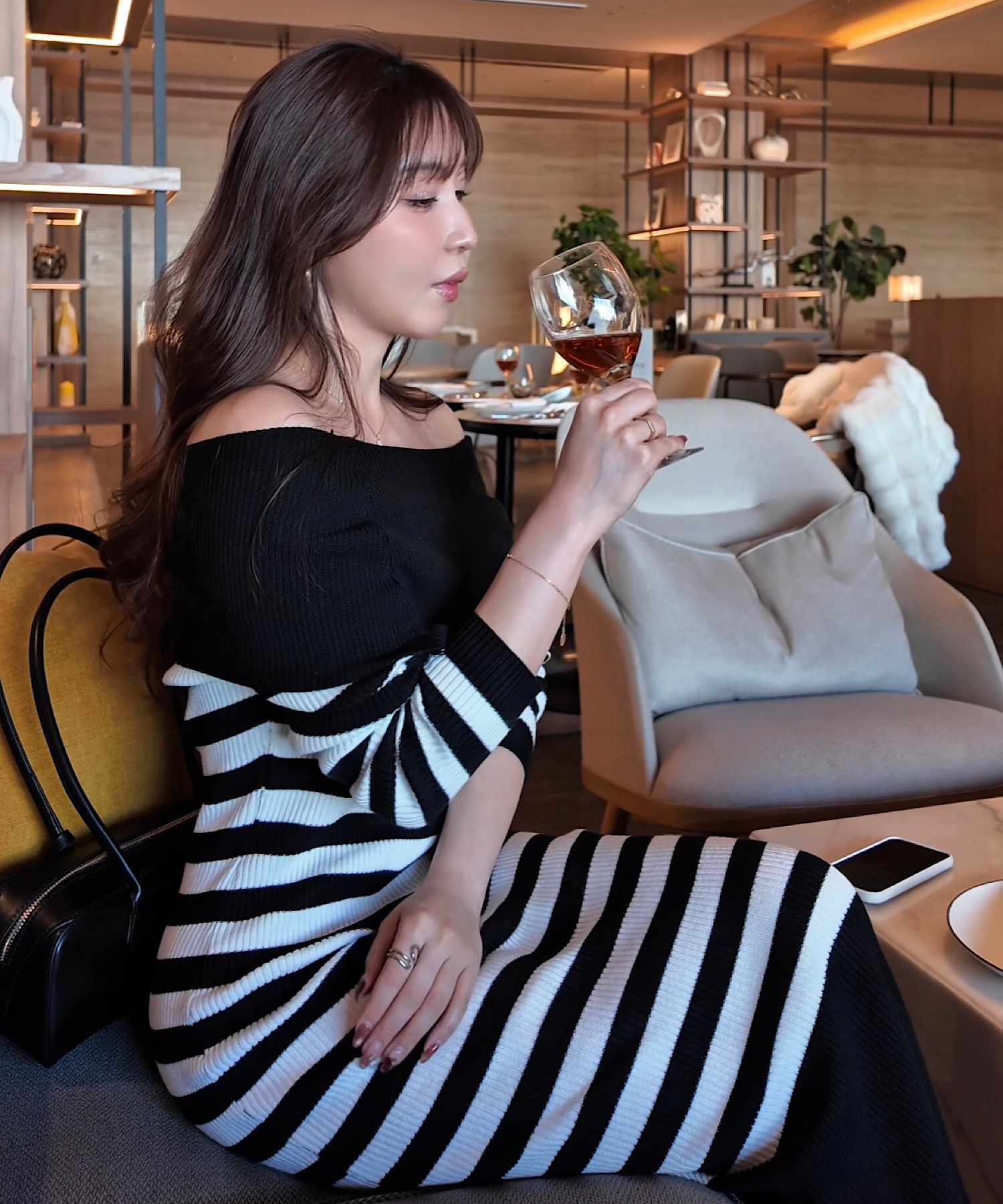 ボーダーオフショルダー ニットワンピース