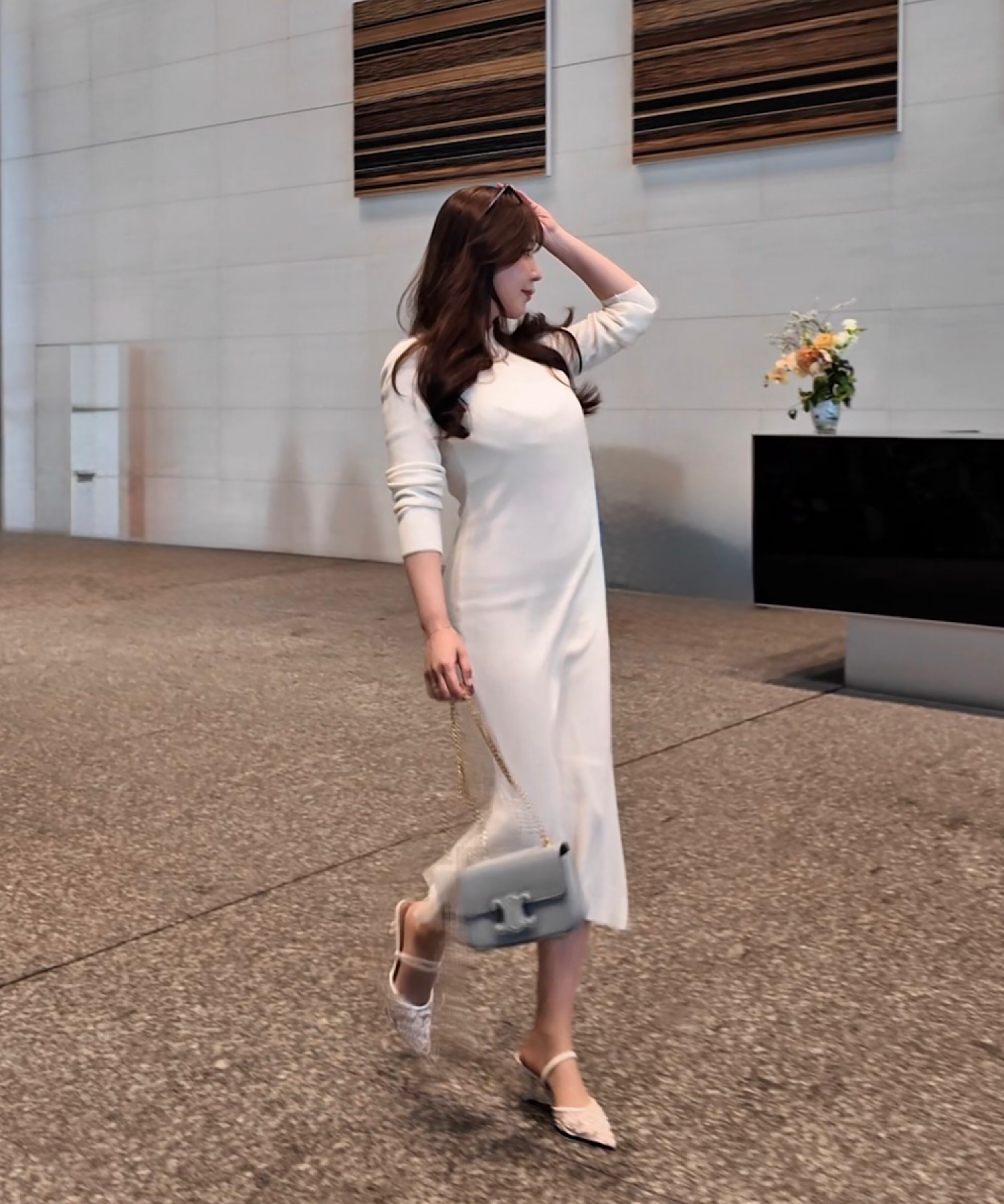 ショルダースリットニットワンピース