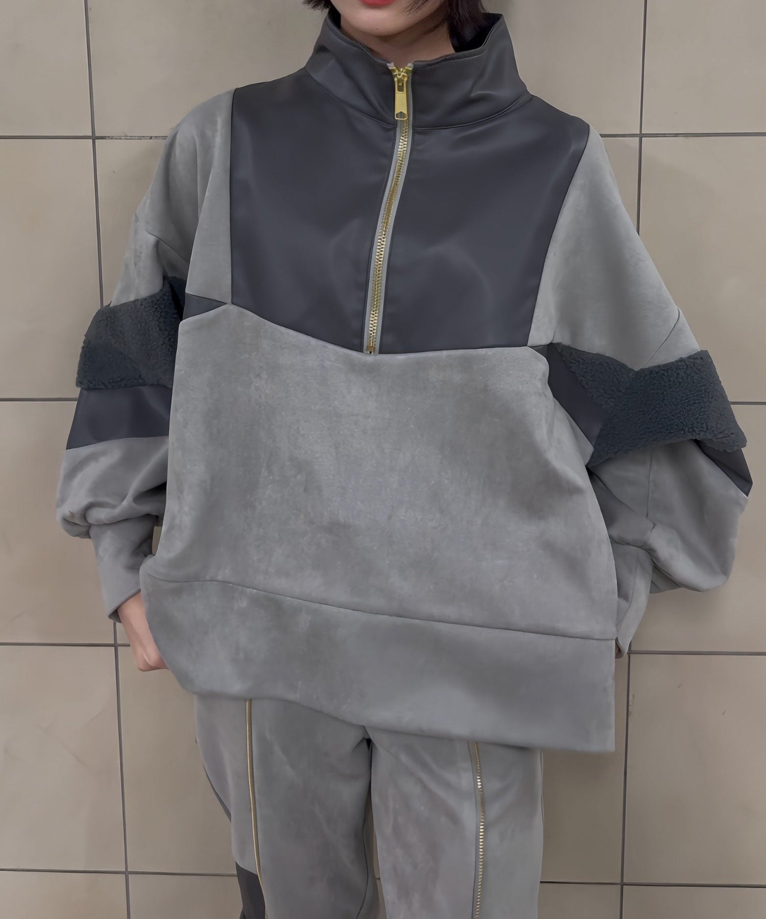 【BLACK予約販売】Material Switching ZIP Pullover