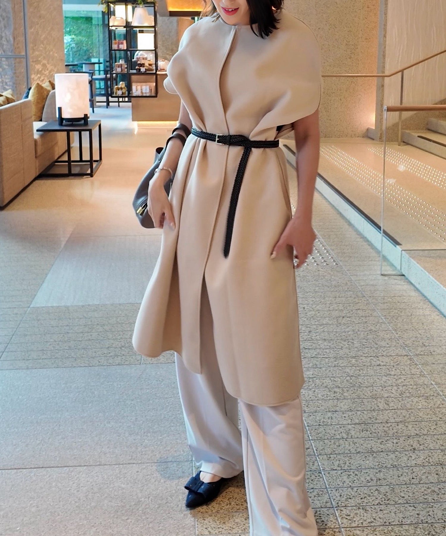 【美品】稀少　ディオール　超ロングポンチョ　ベロア　フード付き　コート BEARDSLEY（ビアズリー）の「フードポンチョコート（その他アウター