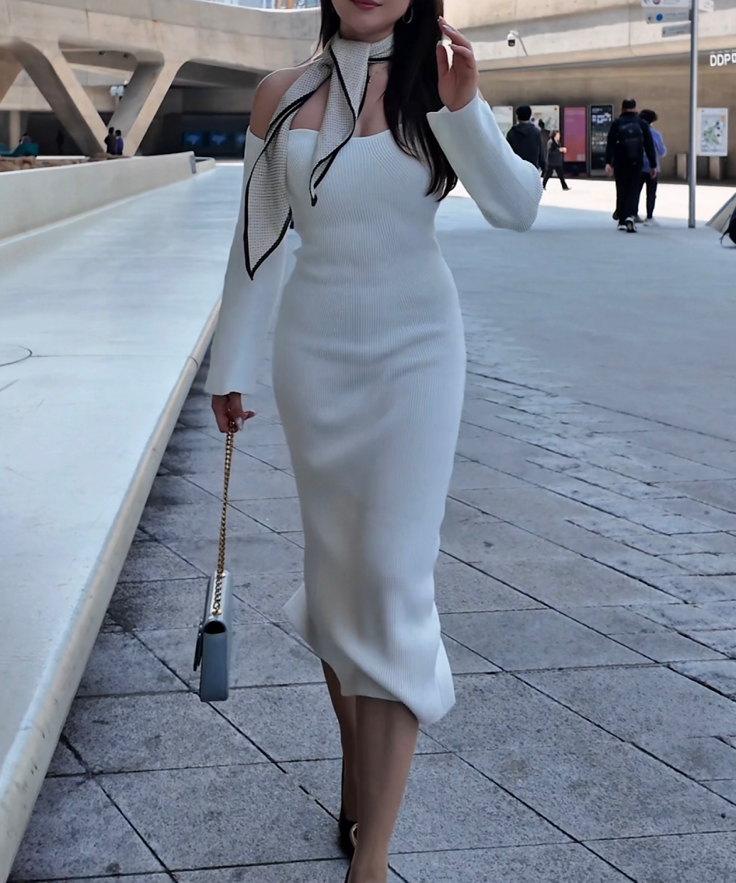 ドットシルクダイヤスカーフ