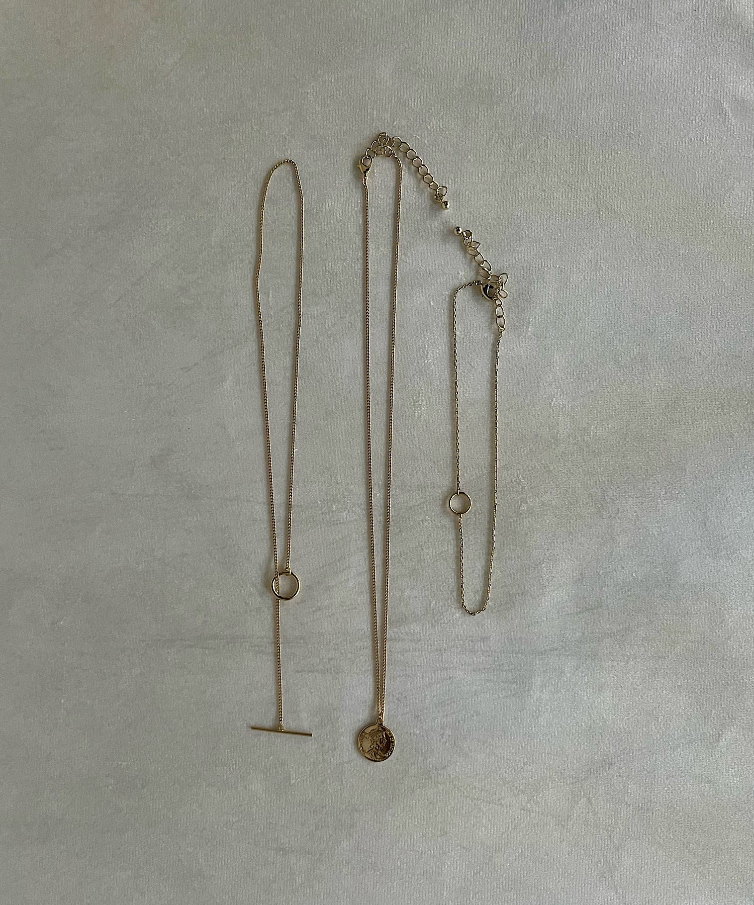 トリプルチャームコインネックレス