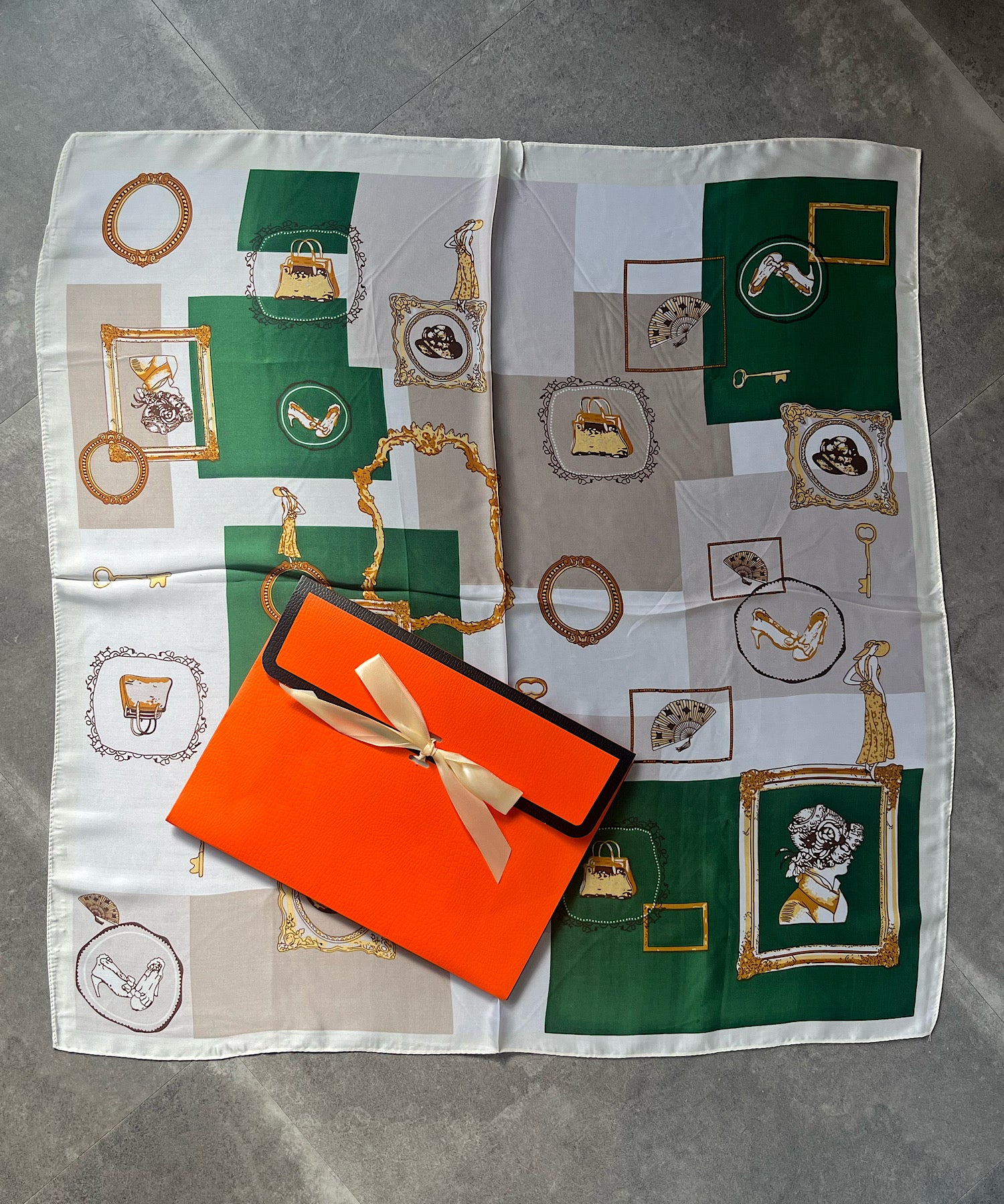 アソートデザイン スカーフ｜ギフトケース入り