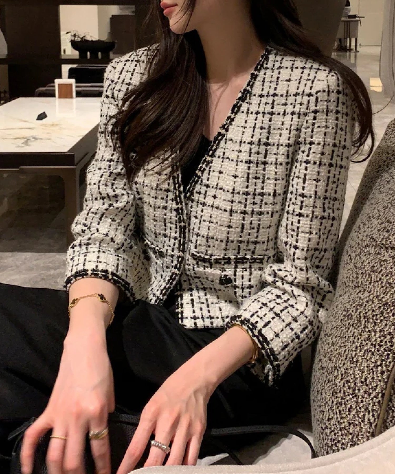 Vネック ノーカラージャケット