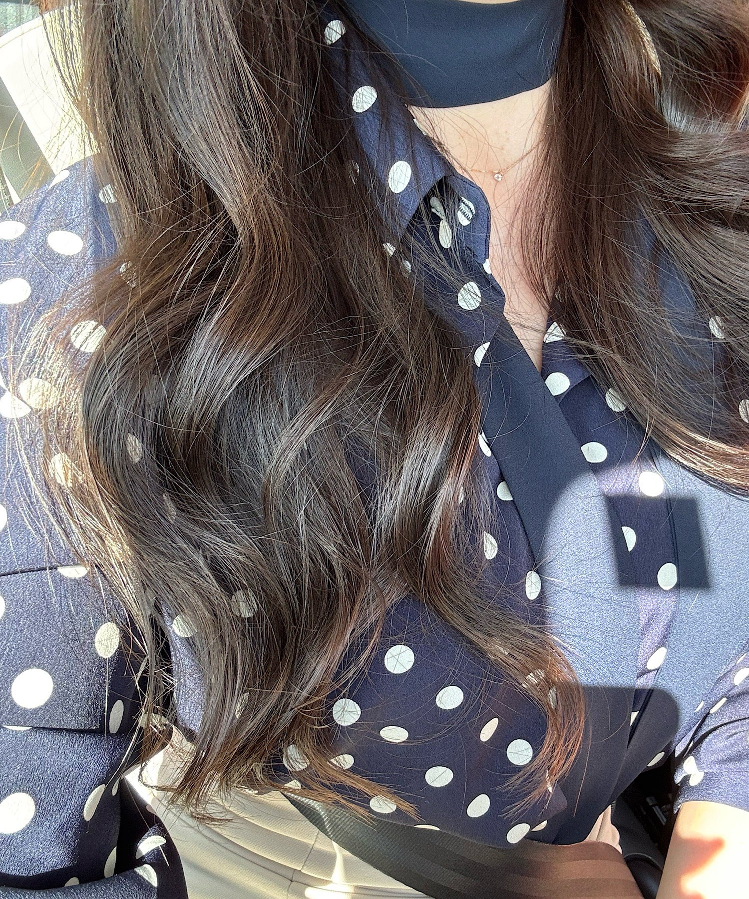 ドットブラウス
