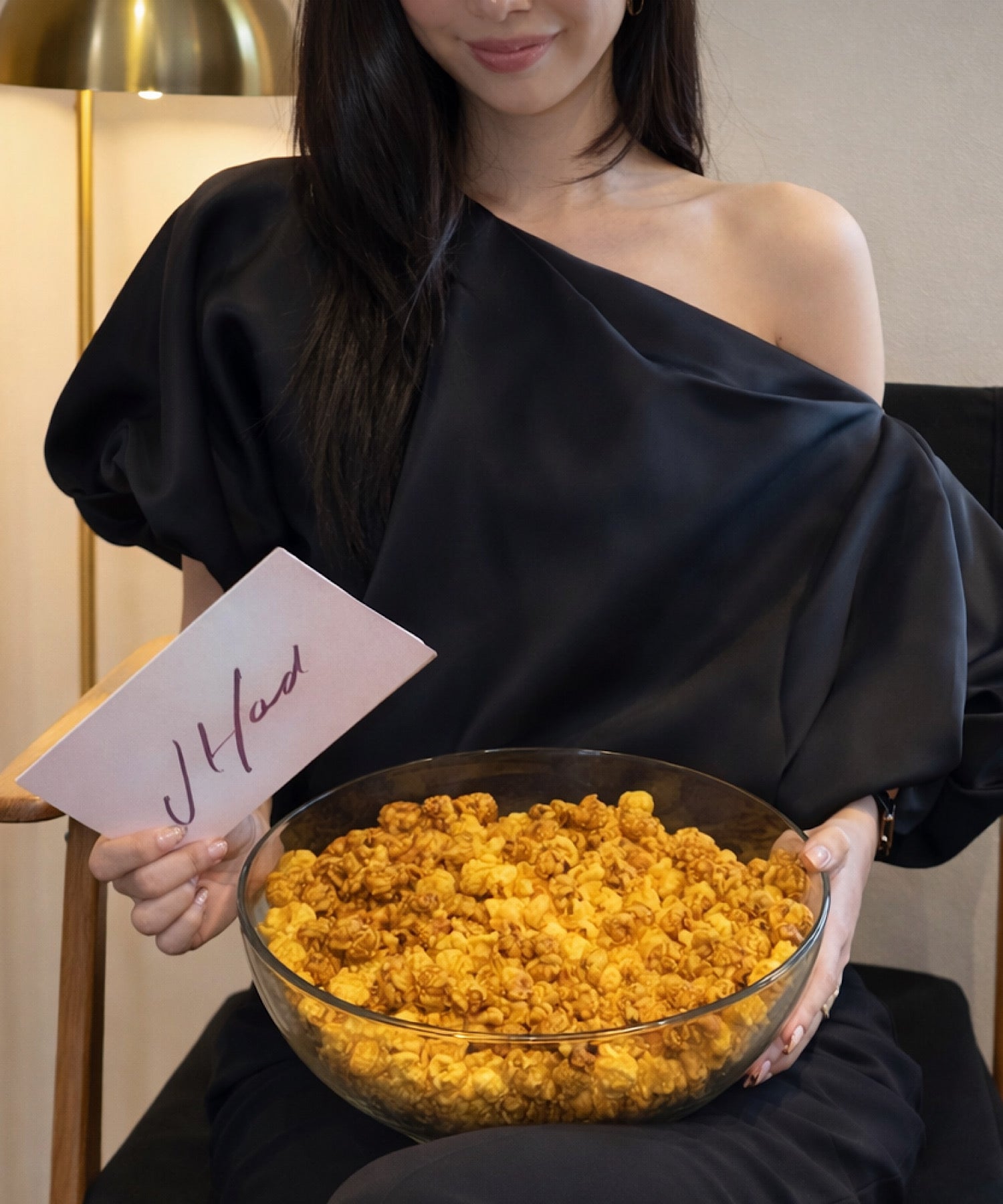 バルーンドレープトップス（着るだけで完成する立体デザイン）