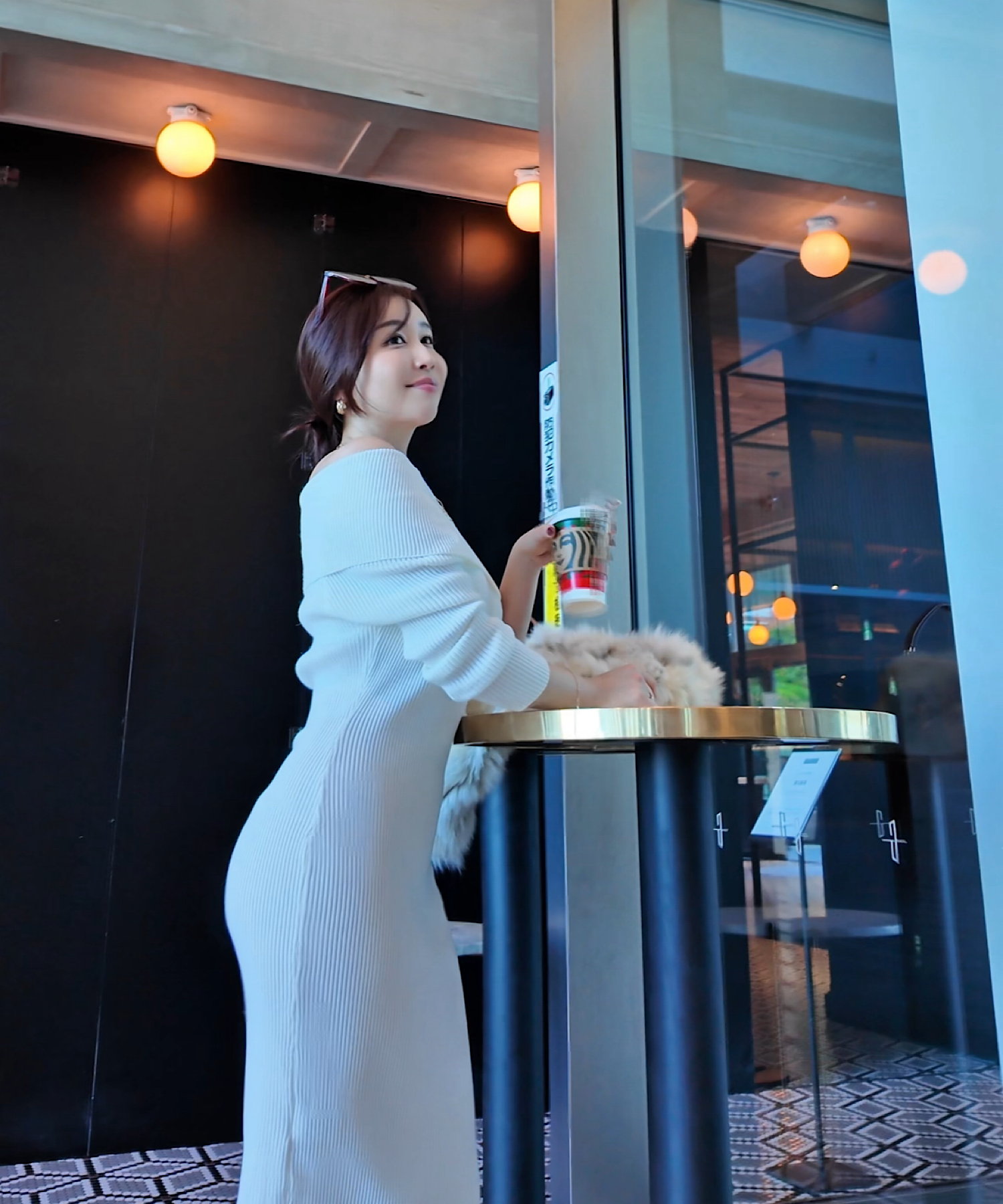 【予約販売】オフショルダーニットワンピ/  *人気商品の為お一人様1点のみ