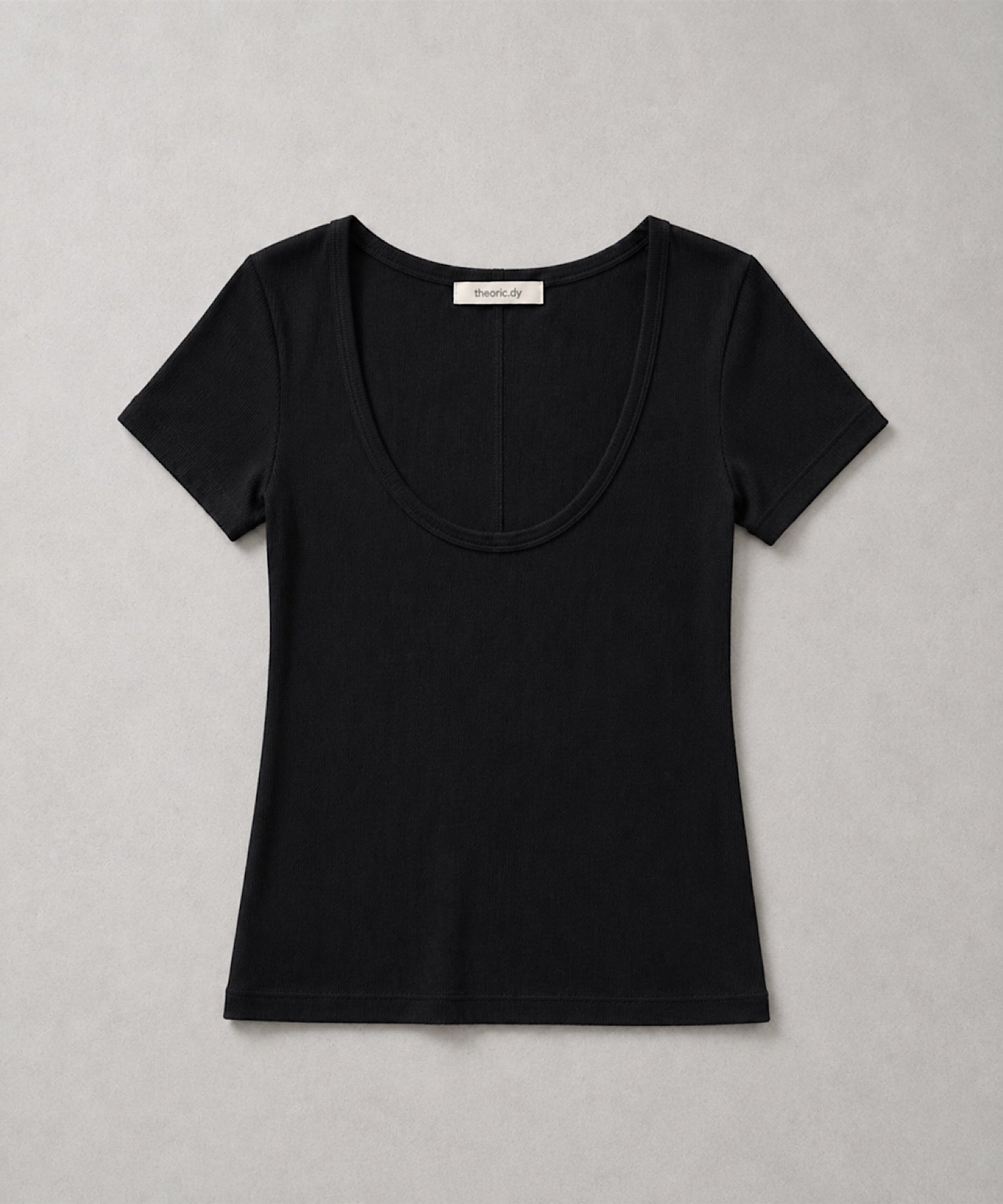 ラウンドネック フィットTシャツ｜THEODORIC.dy公式通販サイト