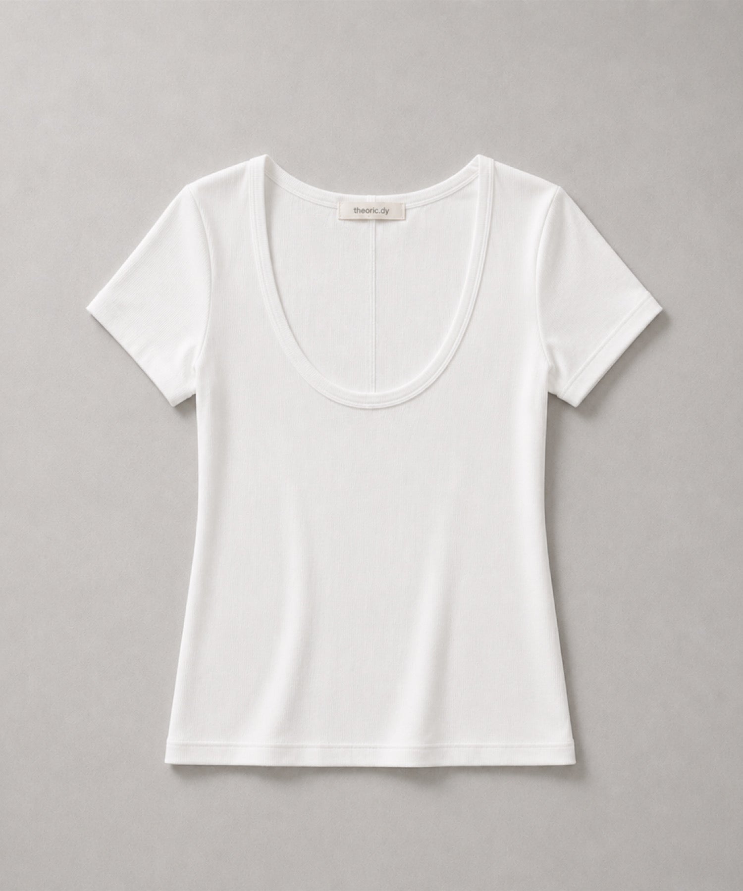 ラウンドネック フィットTシャツ｜THEODORIC.dy公式通販サイト