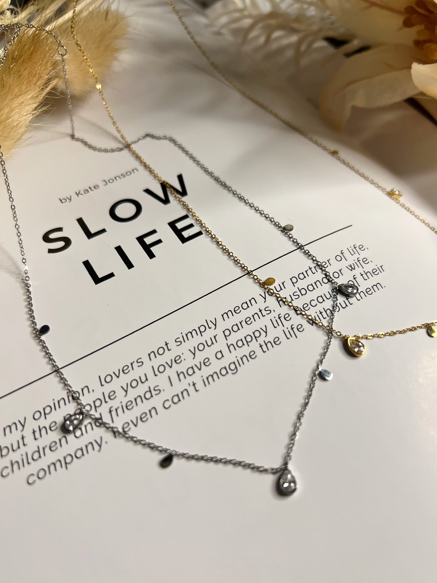 ティアドロップキュービックジルコニアネックレス