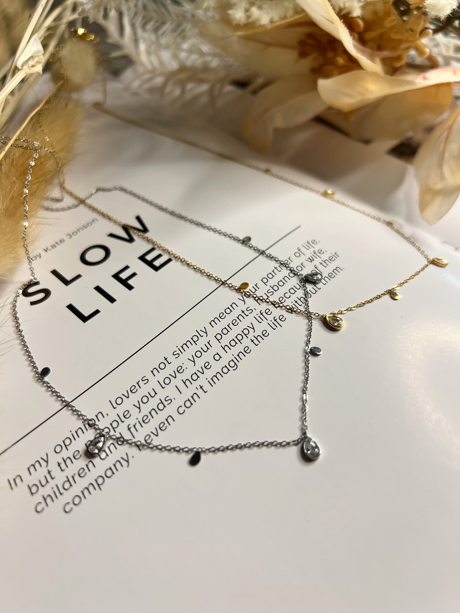 ティアドロップキュービックジルコニアネックレス