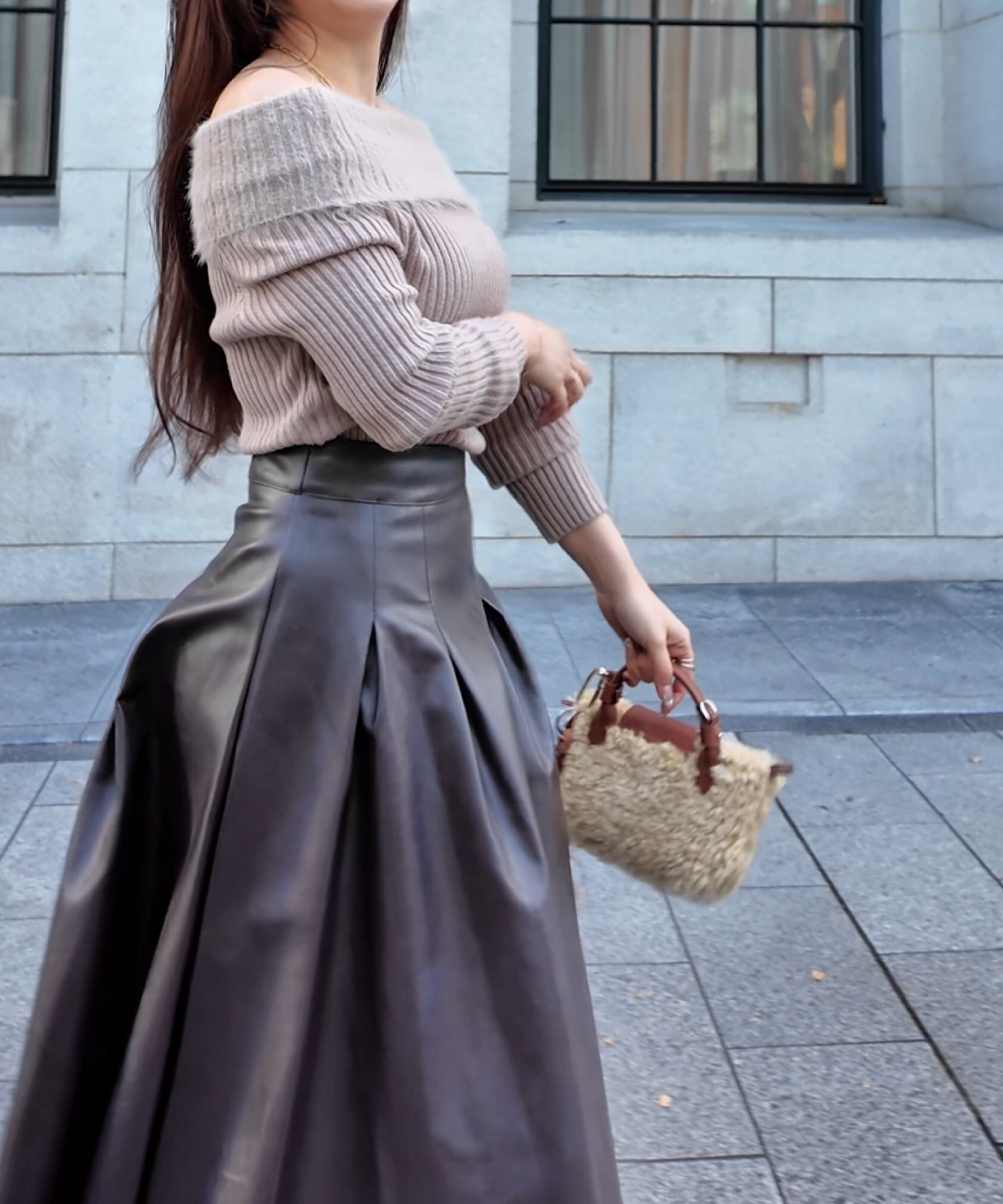 ヘップバーンレザーロングフレアスカート | THEODORIC.dy公式通販