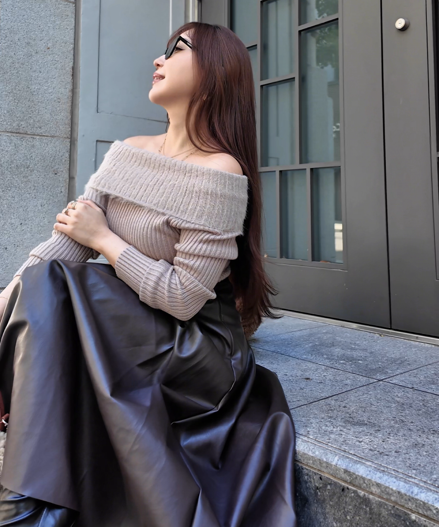 ヘップバーンレザーロングフレアスカート | THEODORIC.dy公式通販