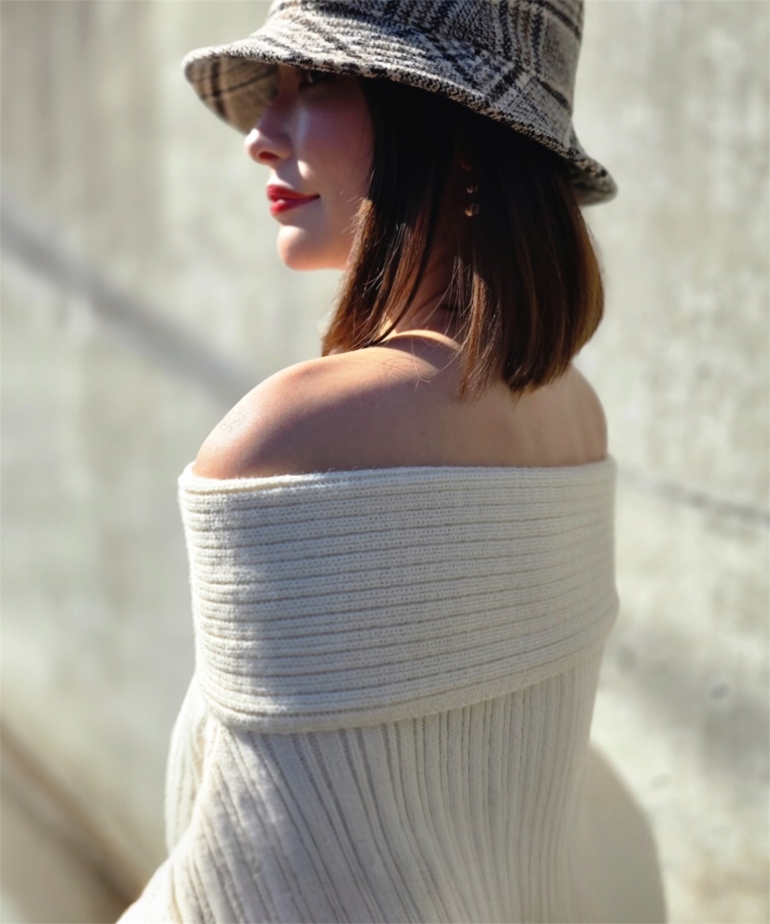 オフショルオーバートップス＆パンツセット