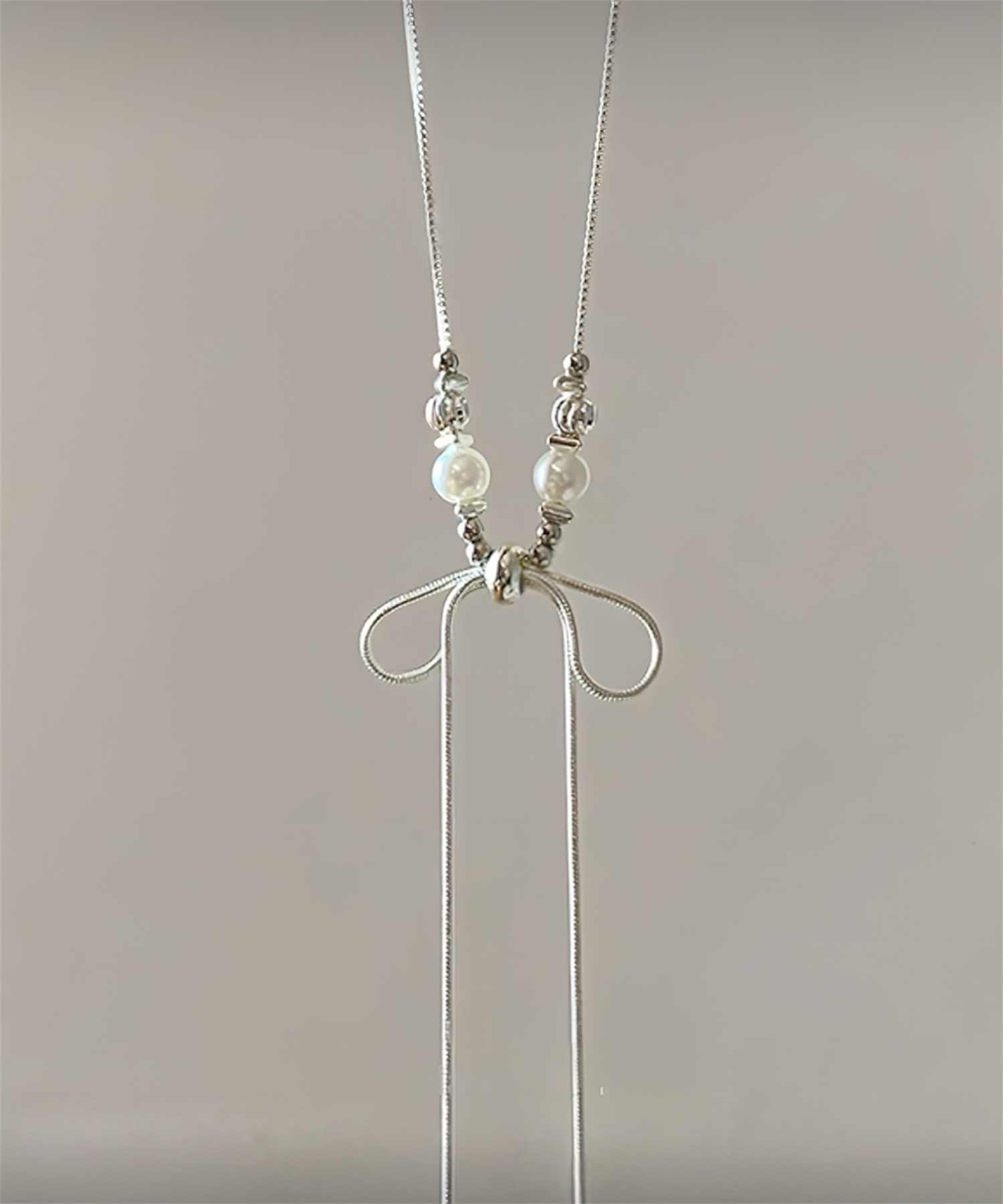 パールリボン結びチョーカー