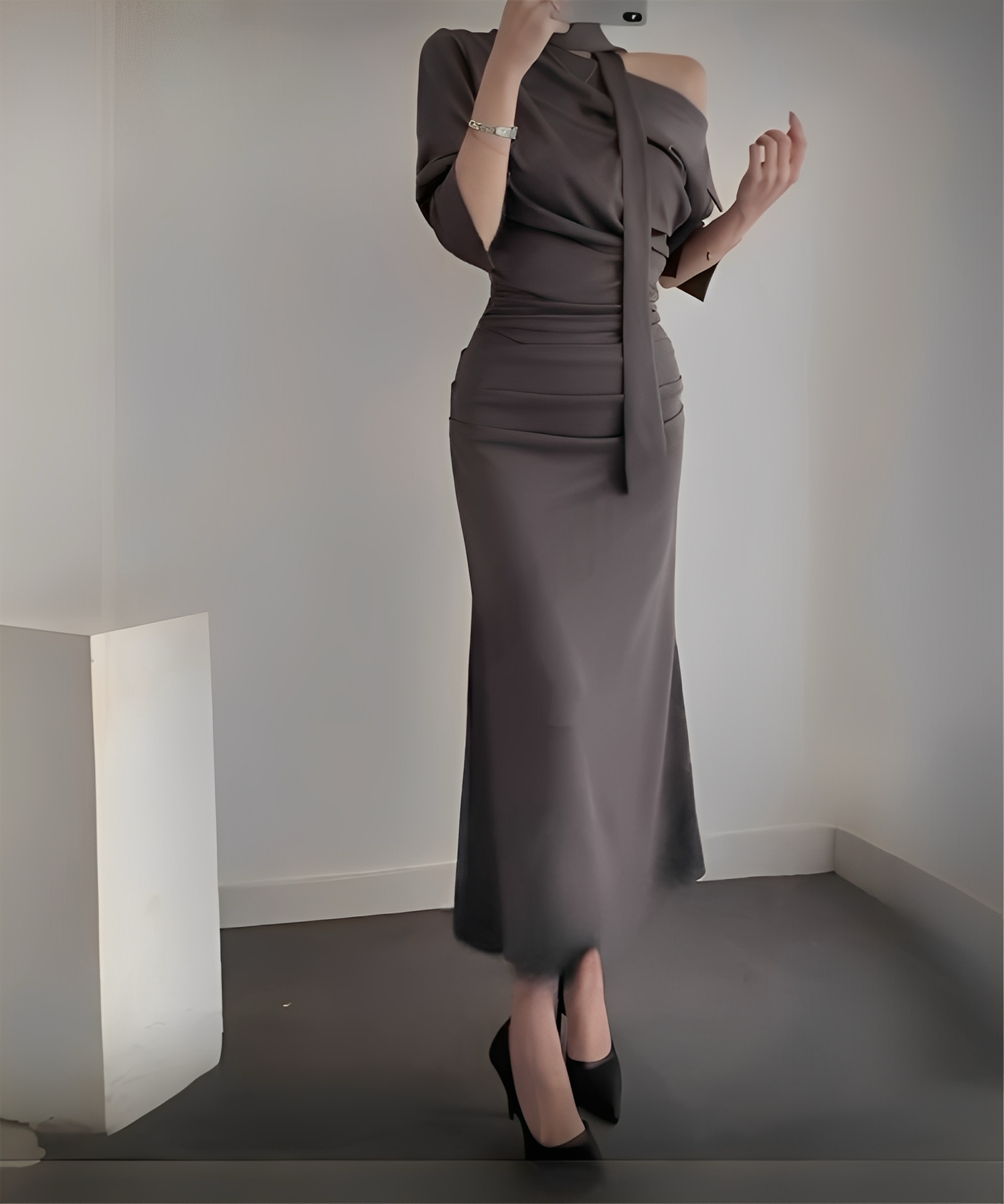 スカーフドレープワンピース/ Scarf Drape Dress – Graceful Off-Shoulder Silhouette