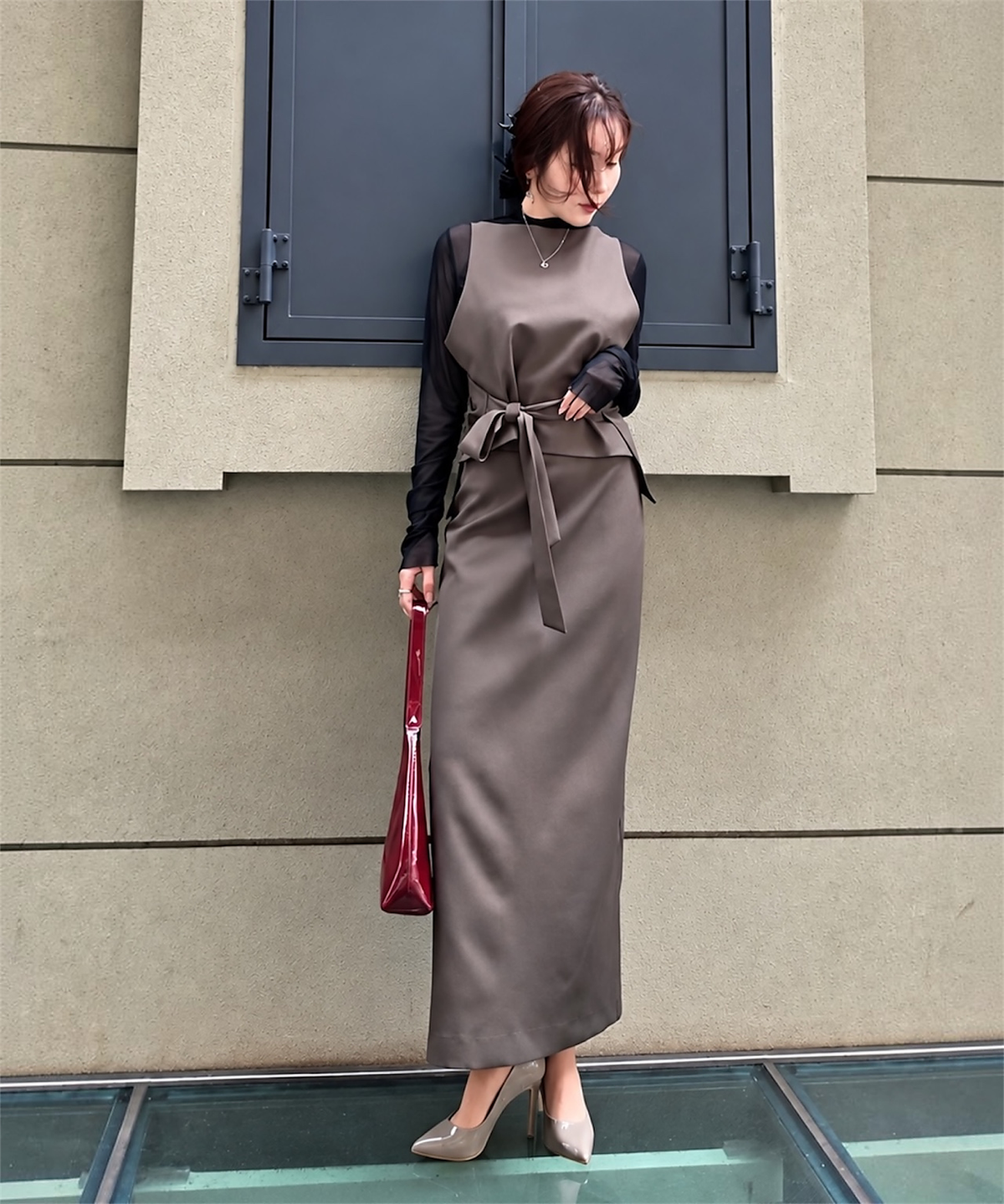 シルキーストレッチ レイヤードセットアップ